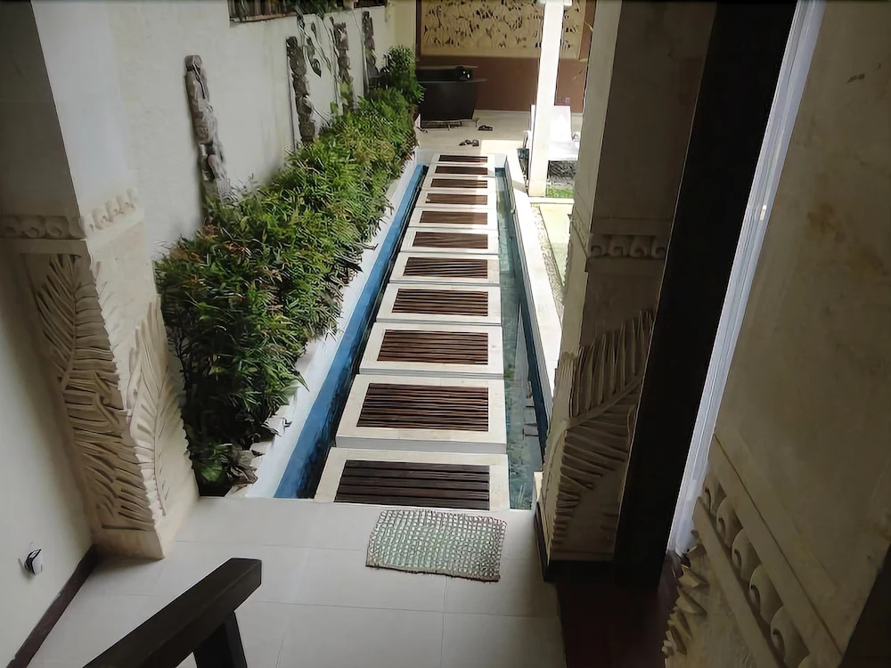 Intan Mutiara Sanur Beach Villa