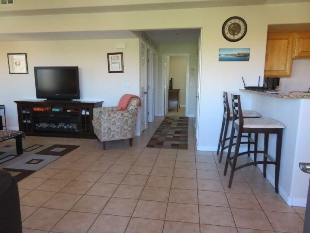 Jackson, John And Ann 3 Bedroom Condo