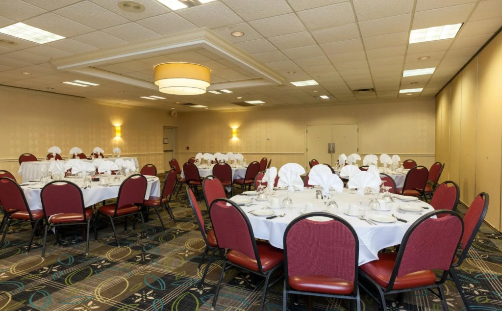 Holiday Inn Weirton-Steubenville Area