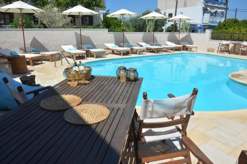 Sunrise Hotel