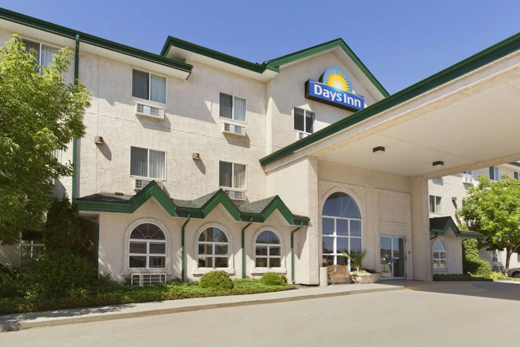 Days Inn by Wyndham Steinbach