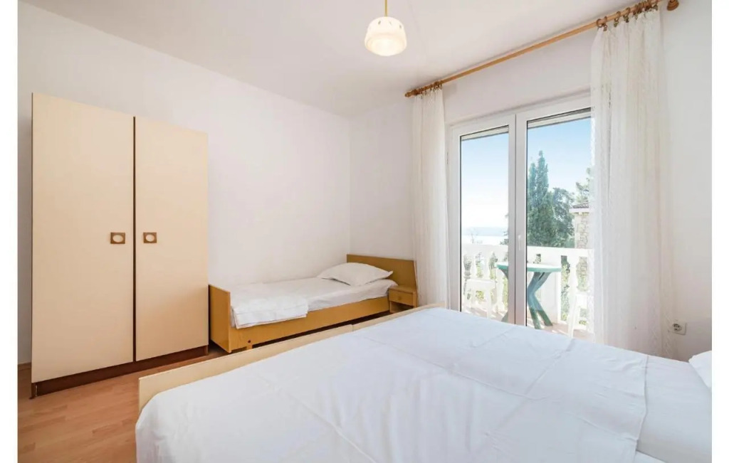 Apartment Nikice Gundica VI