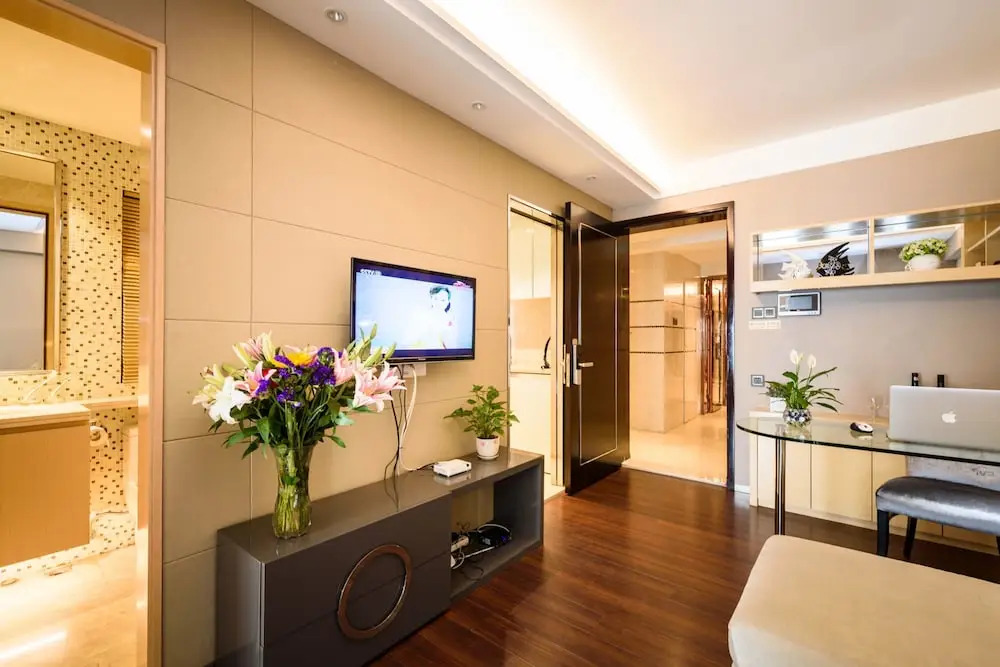 Lv Jia Apartment