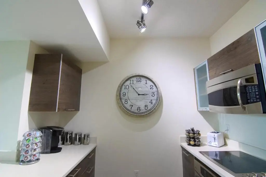 City Place, 2bd2br, Walkability 95