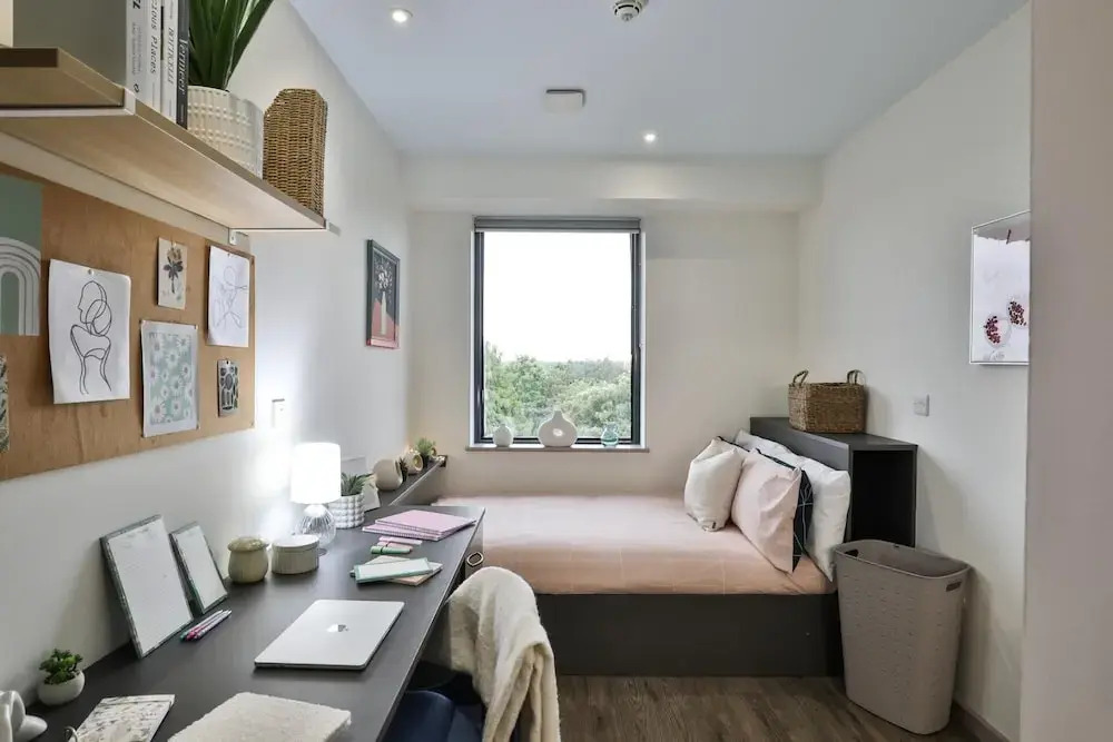 For Students Only - B16 Accommodations in Birmingham