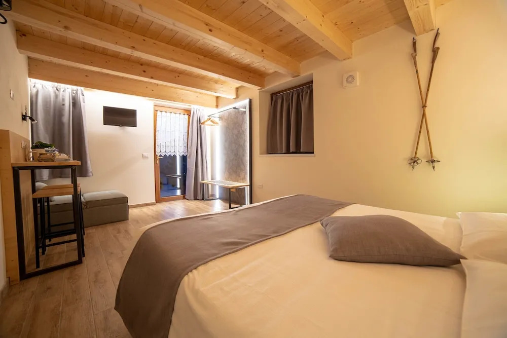 Wanderlust B&B