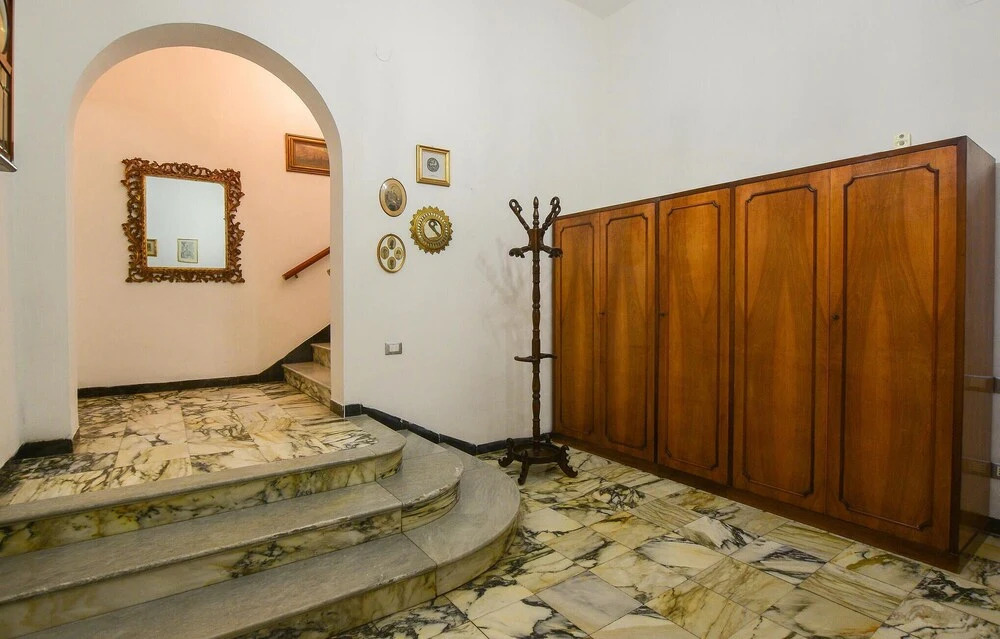 3 Bedroom Pet Friendly Home In Piombino