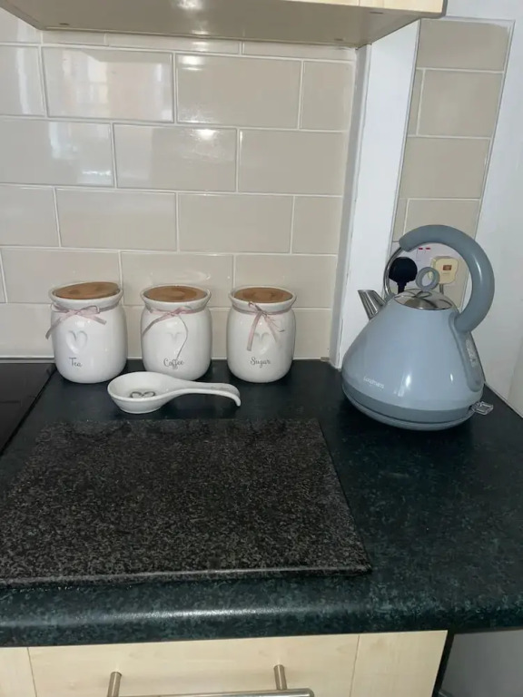 Selston House, Beautiful Cottage Home for 5 Guests, Cul-de-sac on Private Road