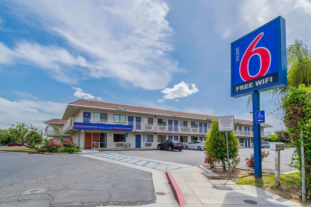 Bakersfield Inn - Airport