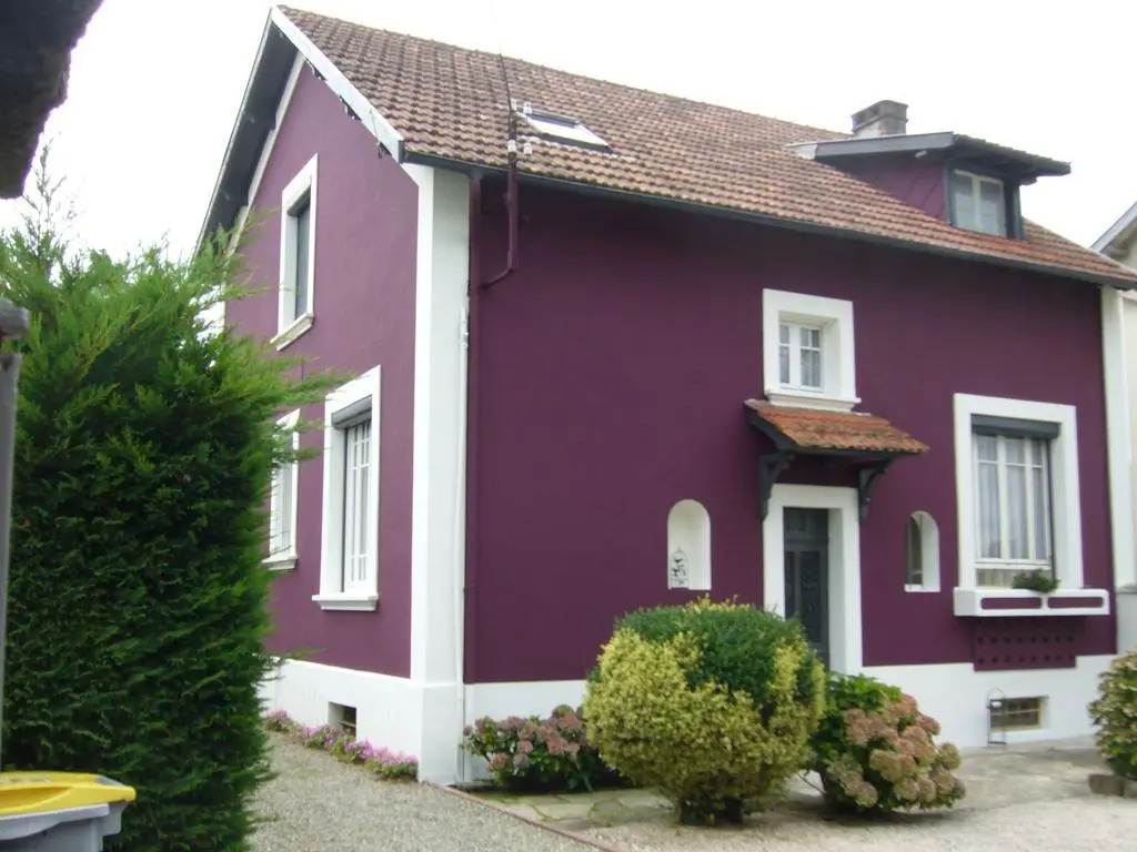 La Maison Pourpre
