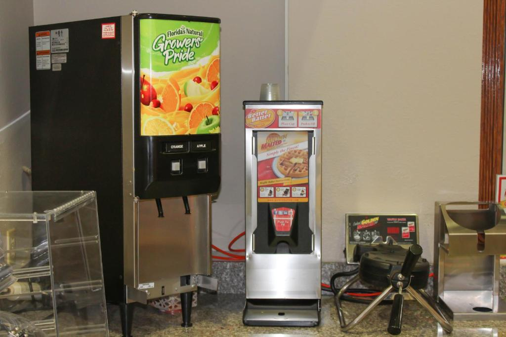 Holiday Inn Express & Suites Roswell