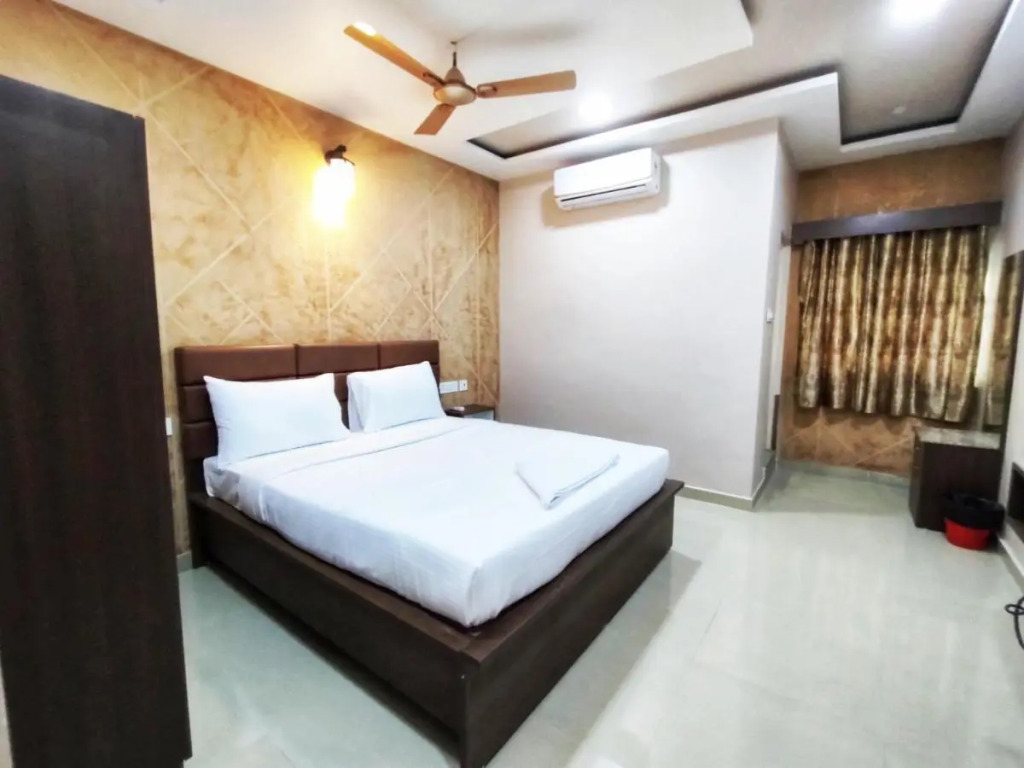 Omatra V Suites Electronic City