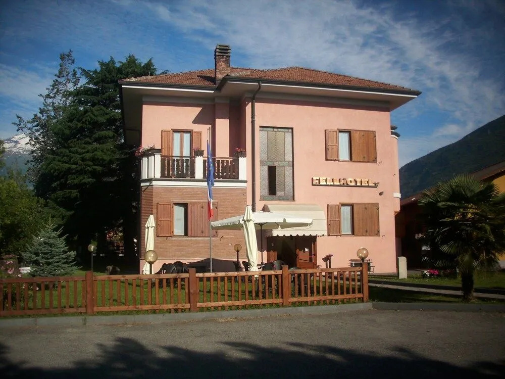 Fell Hotel