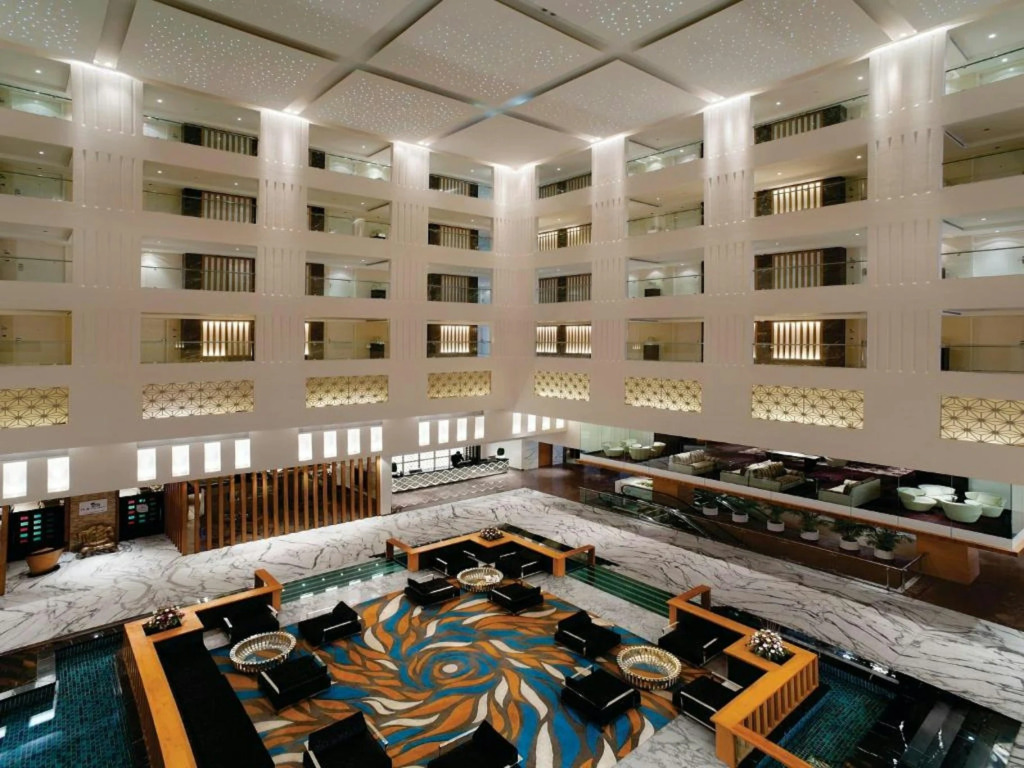 Le Meridien, Surat