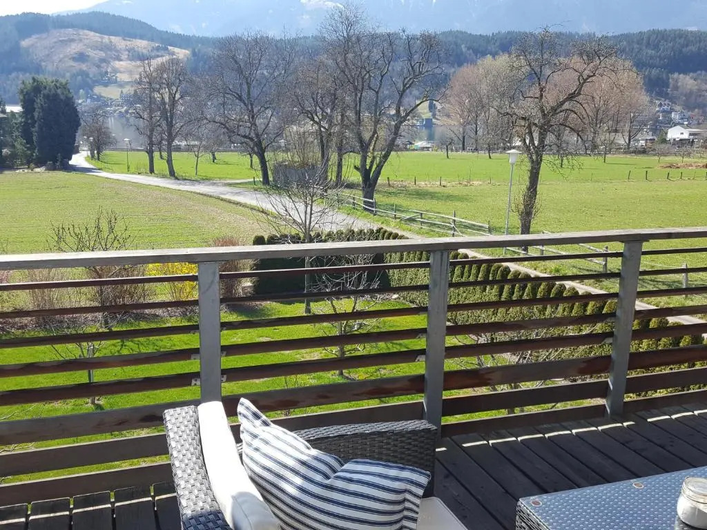 Zegg-Lounge