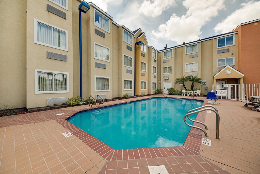 Motel 6-McAllen, TX - East