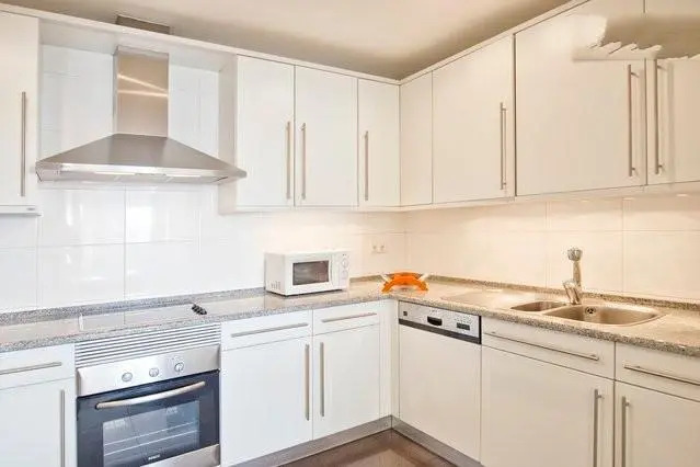 Wonderful Apartment - Free Parking - Cabo Ruivo 34636al