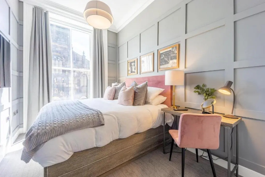 No1 Apartments Edinburgh - George IV Bridge