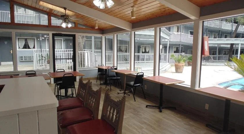 Fiesta Inn & Suites San Antonio