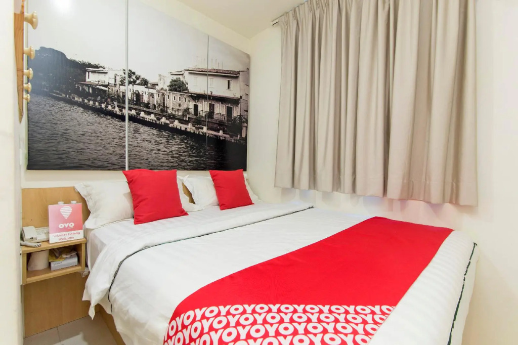 OYO 324 Johnshun Hotel