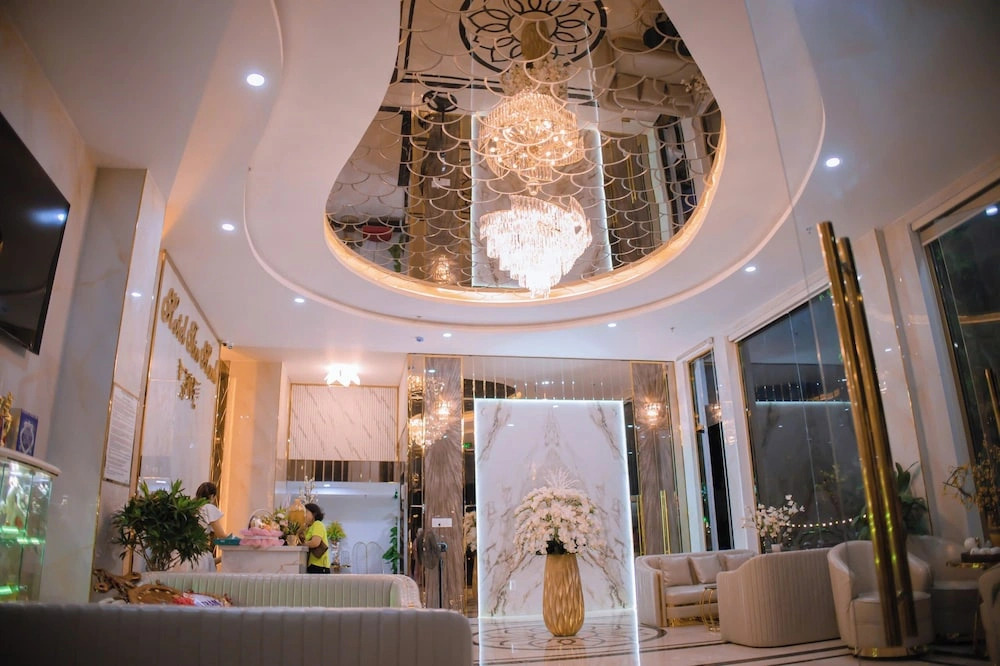 Tân Hạnh Hotel
