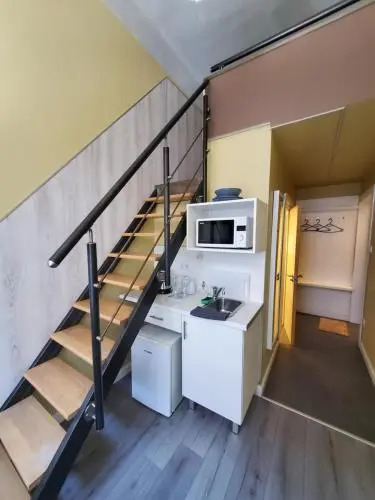 Economy Rooms and Apartments