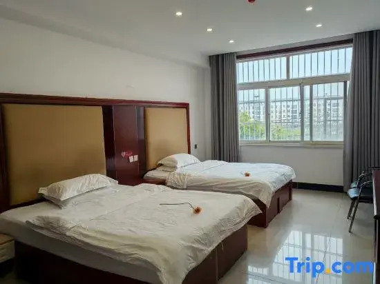 Xinyang Tianjiao Apartment (Century Square Xiyacheng)