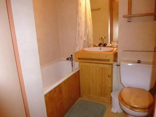 Apartment Petit Studio cabine Avec Garage Et Terrasse Sud