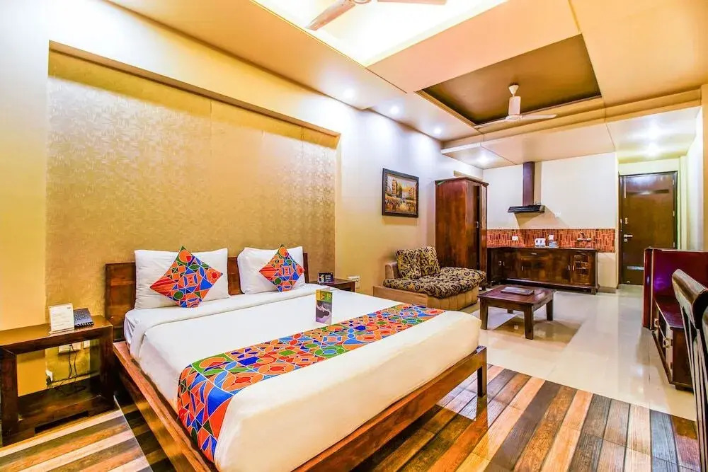 Capital O 928 Villa@43 by FabHotels