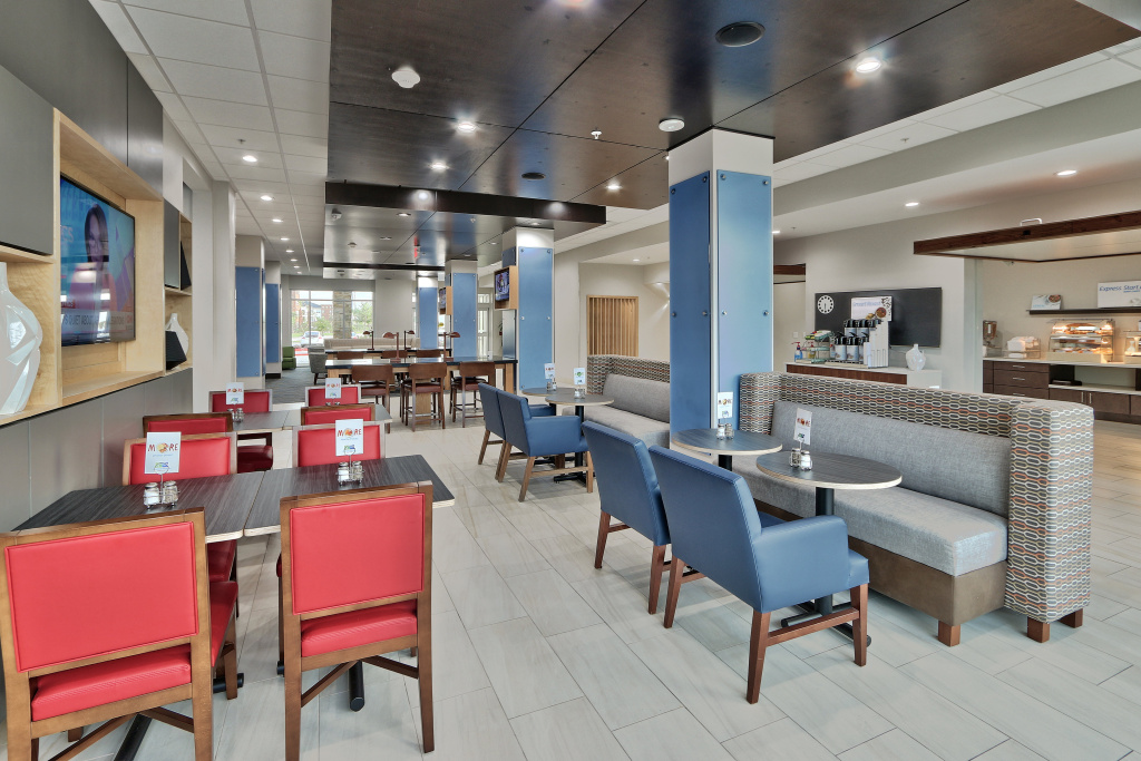 Holiday Inn Express & Suites Houston East - Beltway 8 by IHG