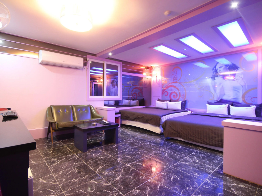 Haeundae 2NE1 Hotel