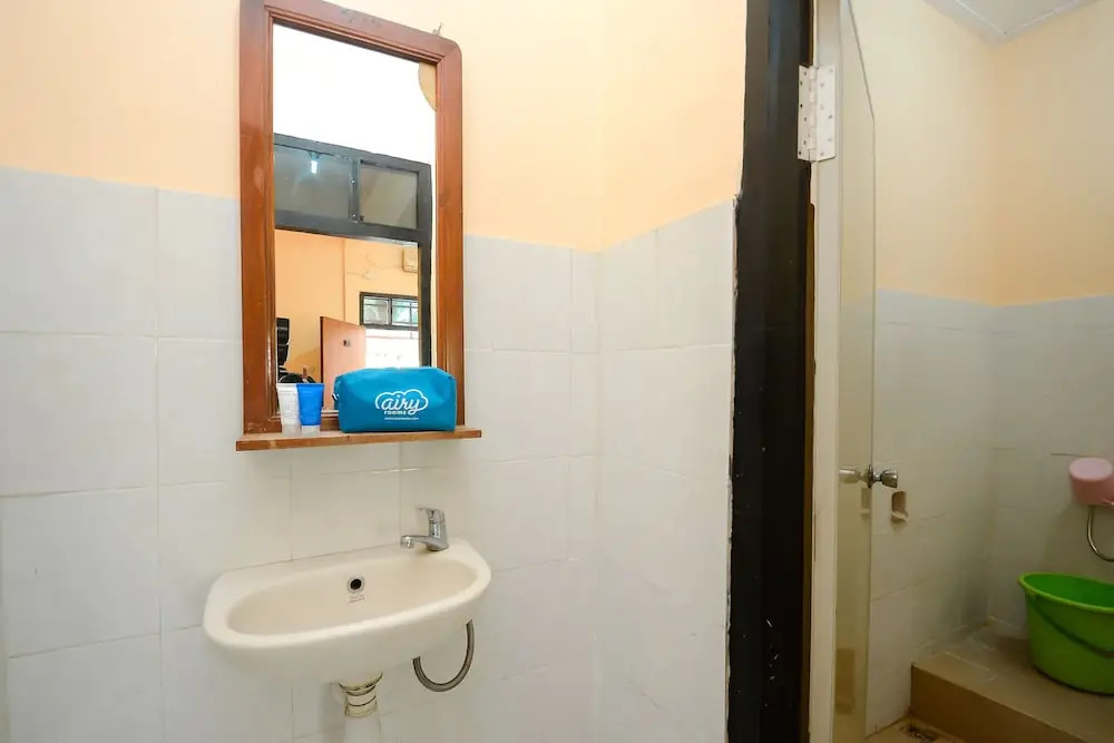 Airy Eco Syariah Bongkaran Jagalan 64 Surabaya