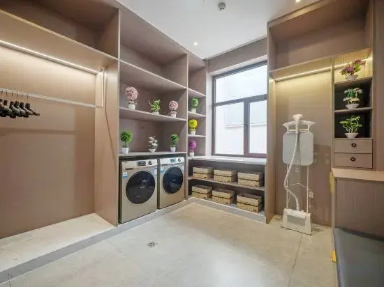 Starway Hotel (Jiayuguan Chengxin Plaza)