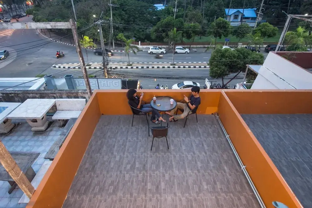 Films House Hostel