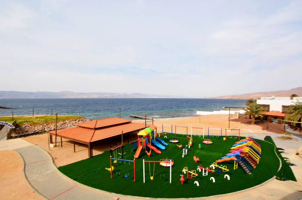 Public Security Hotel & Chalets