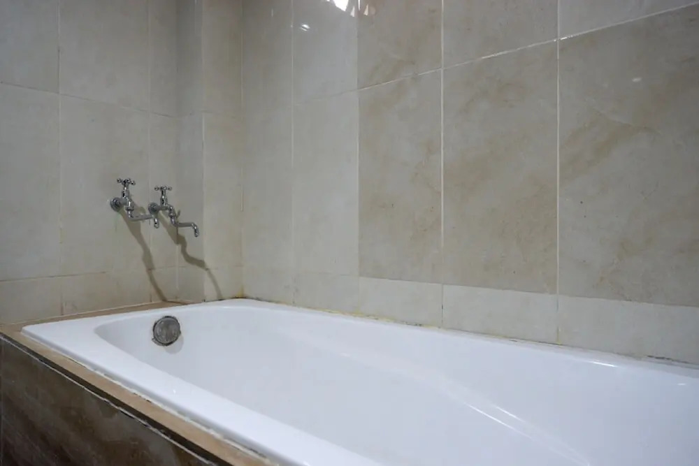 Airy Tanjung Tururuka 43 Palu