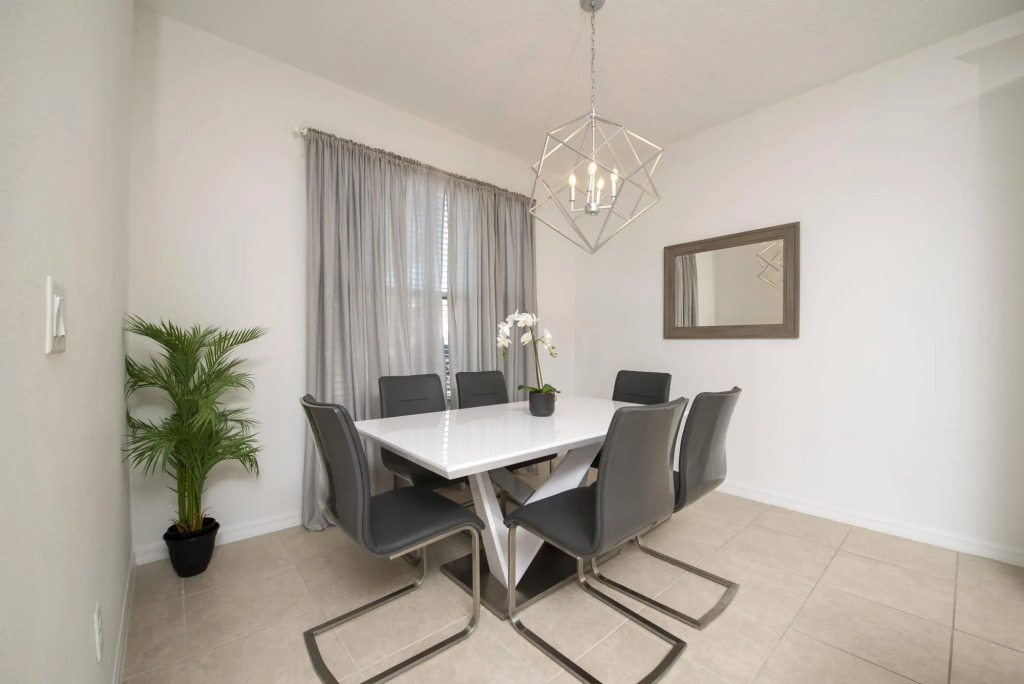 Solara Amazing Townhome 3bd with private pool