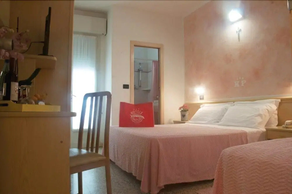 Piccolo Hotel