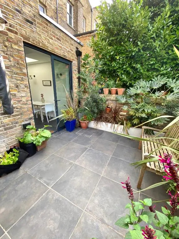Stunning apartment with garden in the heart of Hackney, East London