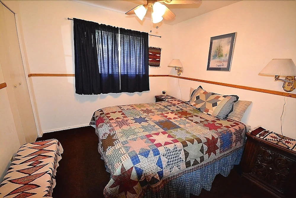 Beckham Hill - Three Bedroom Cabin