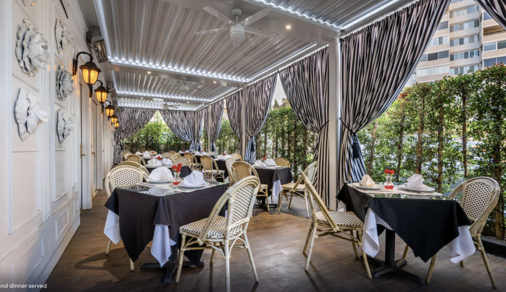 Beverly Hills Plaza Hotel & Spa