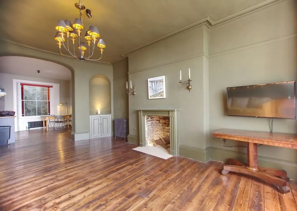 The Artists Retreat
