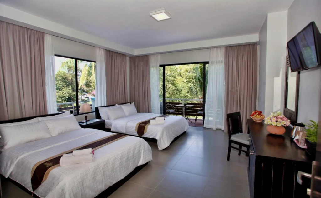 Minea D' Angkor Boutique