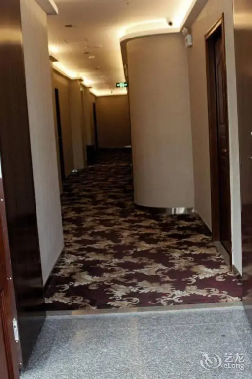 Fubanhao Hotel (Shenzhen Pingzhou)
