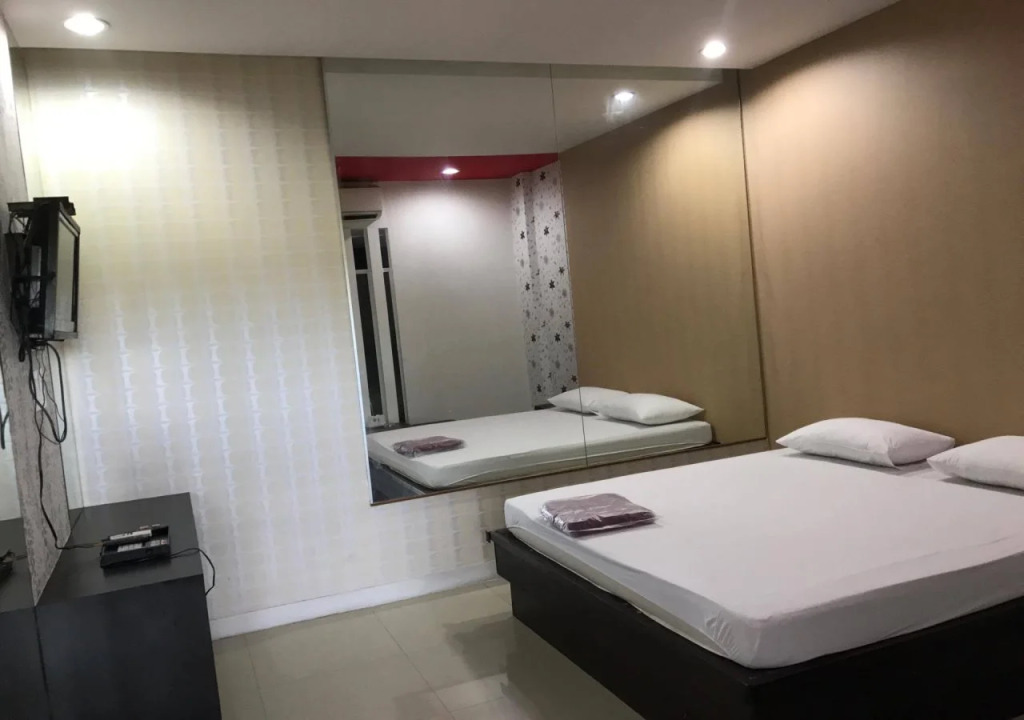 Lux Inn