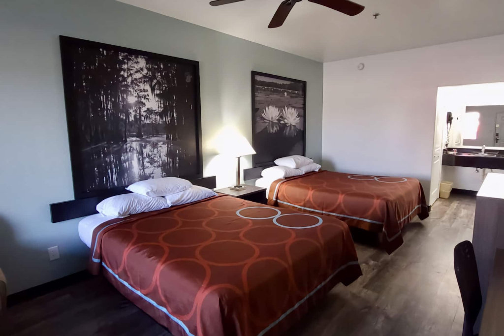 Scottish Inns & Suites Forney