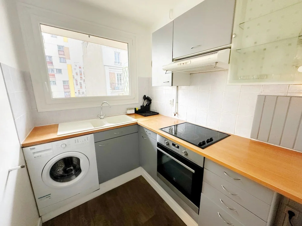 Bright and ideal apartment Céline 20