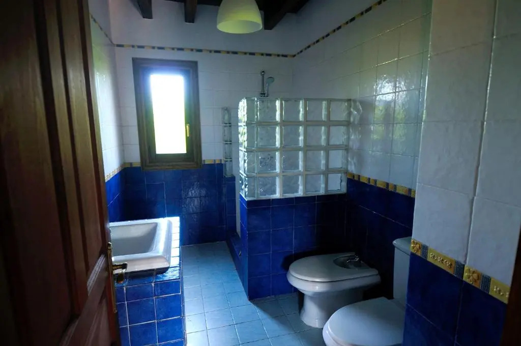 House With 3 Bedrooms in Albuerne, With Enclosed Garden - 6 km From th