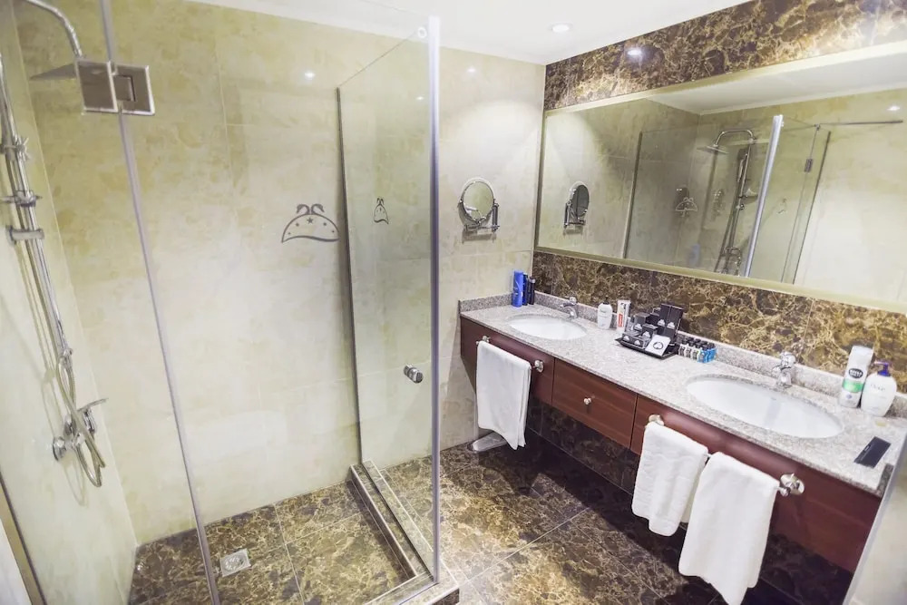 Hotel Izgrev Spa & Aquapark