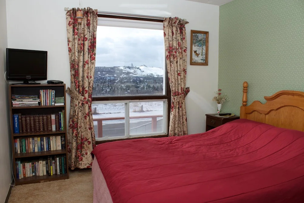 Cozy Nest B&B